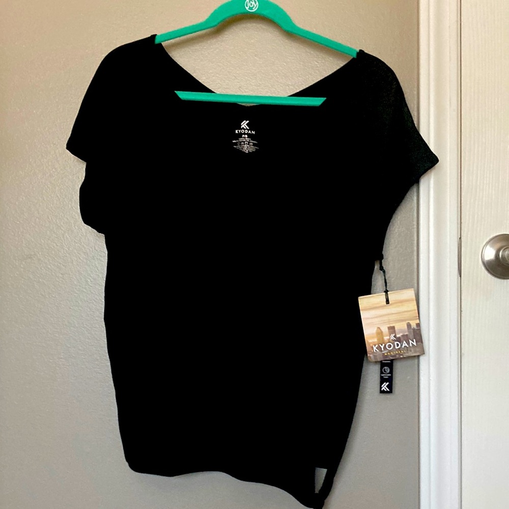 Womens Kyodan black twist top